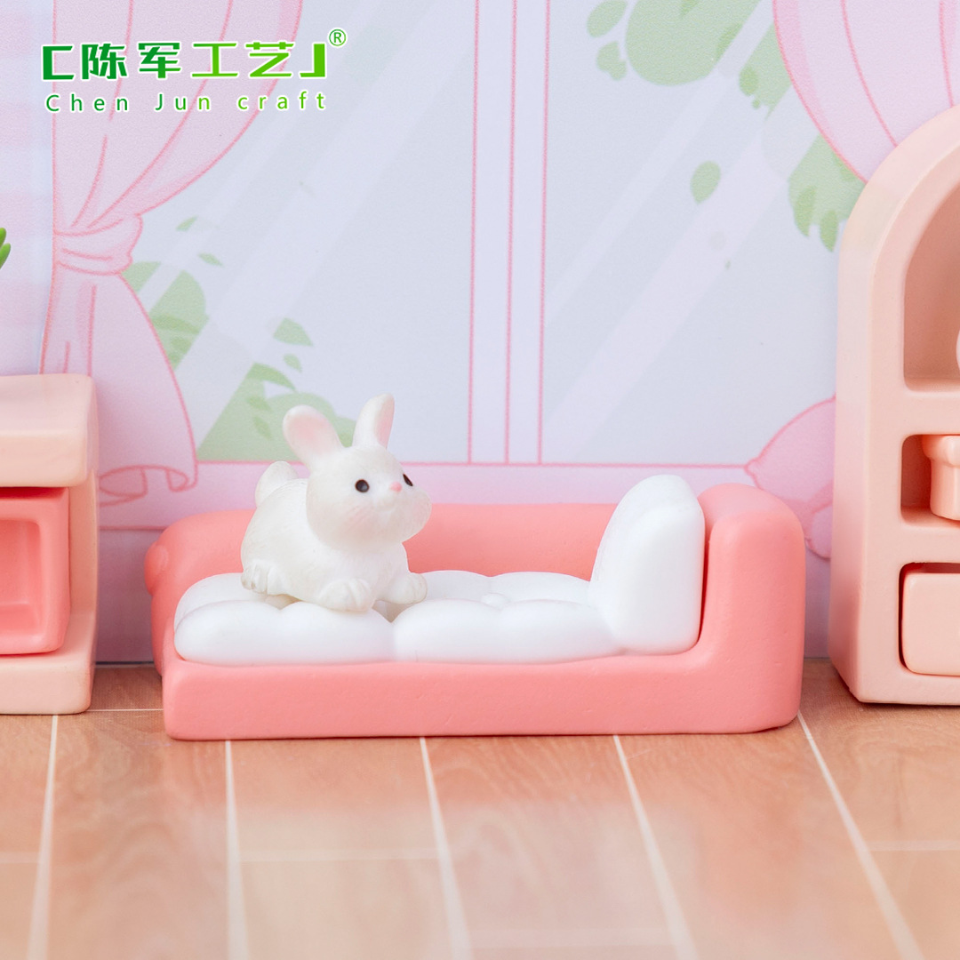 Creative pink girlish dollhouse, living room sofa furniture, micro-landscape diy decorative accessories, miniature small pendant Application Scenario