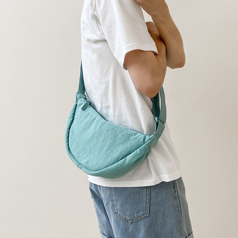 帆布女包实物图