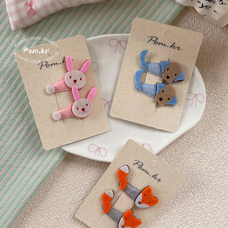 New Korean-style cartoon rabbit hair clips, cute children's matching fabric side fringe bangs clips, and girl bye-bye clips details Picture