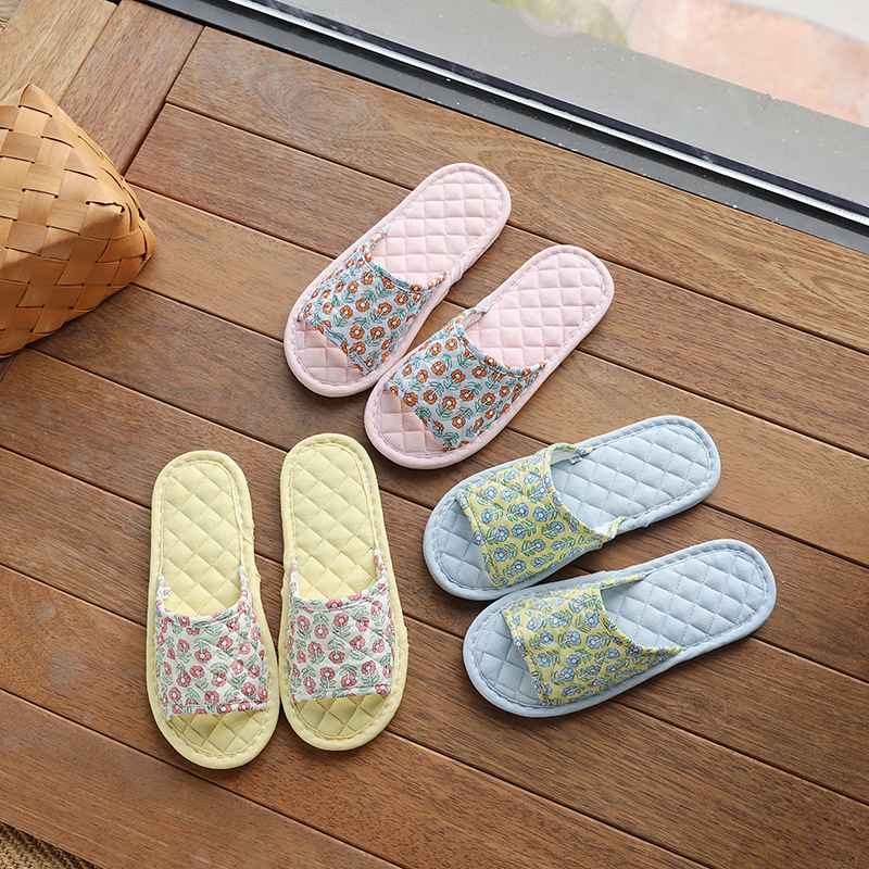 ll nuevo ins versión coreana fresco floral tela algodón lino chica zapatillas silencioso antideslizante suave tela base piso de hogar Application Scenario