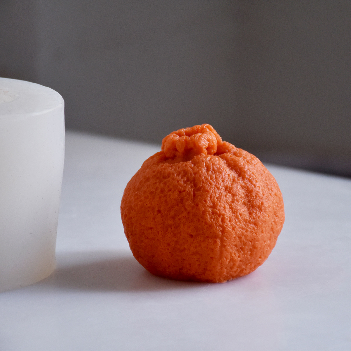 Choukai ugly orange-shaped silicone molds, scented candles, gypsum ornaments, diffuser stones, and epoxy resin molds are custom-made