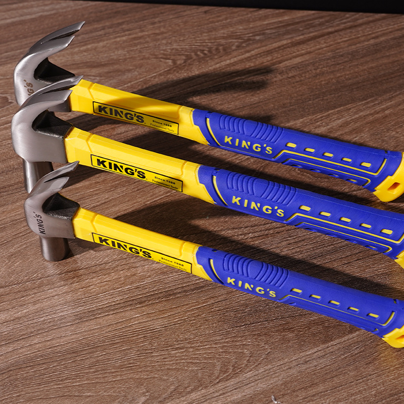 Plastic Covered Handle Claw Hammer High Carbon Steel Hammer Can Be Customized Manufacturers Direct Wholesale Application Scenario