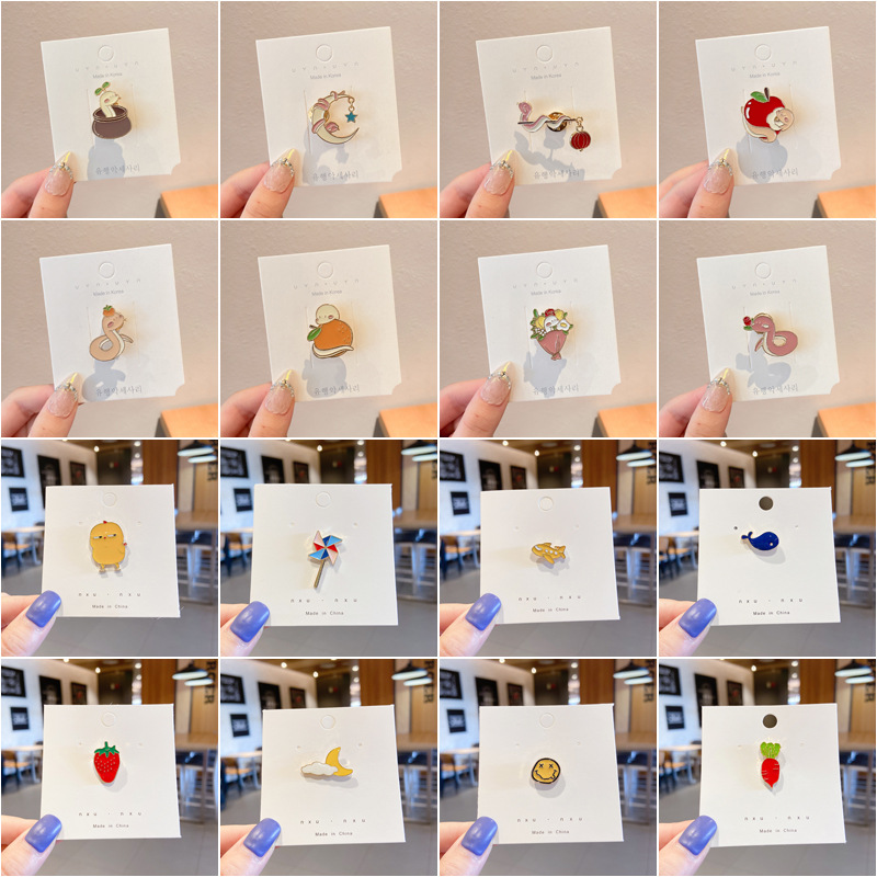 2025 New Snake Year brooch, New Year zodiac decorative gift pin, clothing accessory, cute, personalized and creative badge