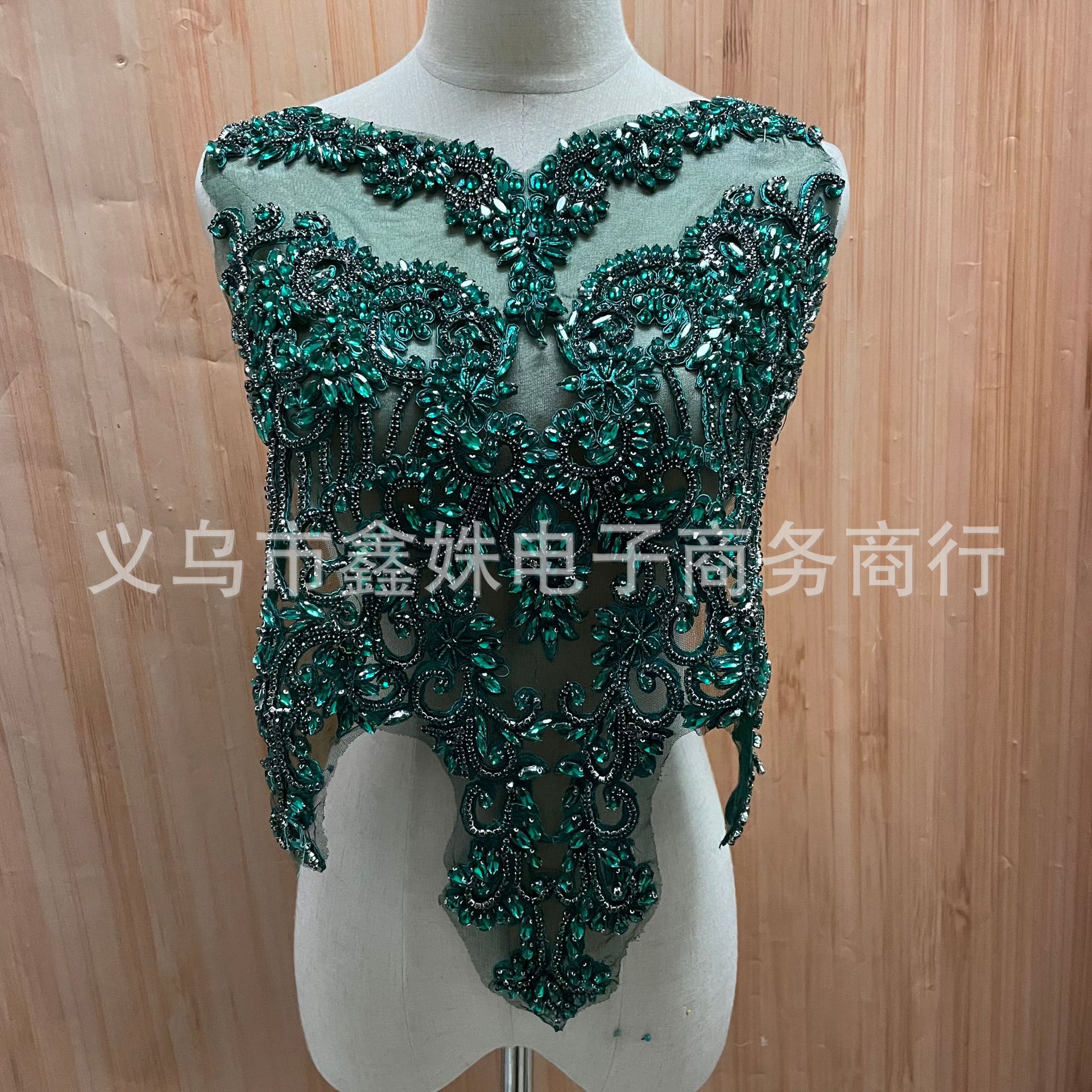 2022 New style 37X54cm Emerald Green hand-beaded wedding dress lace decal