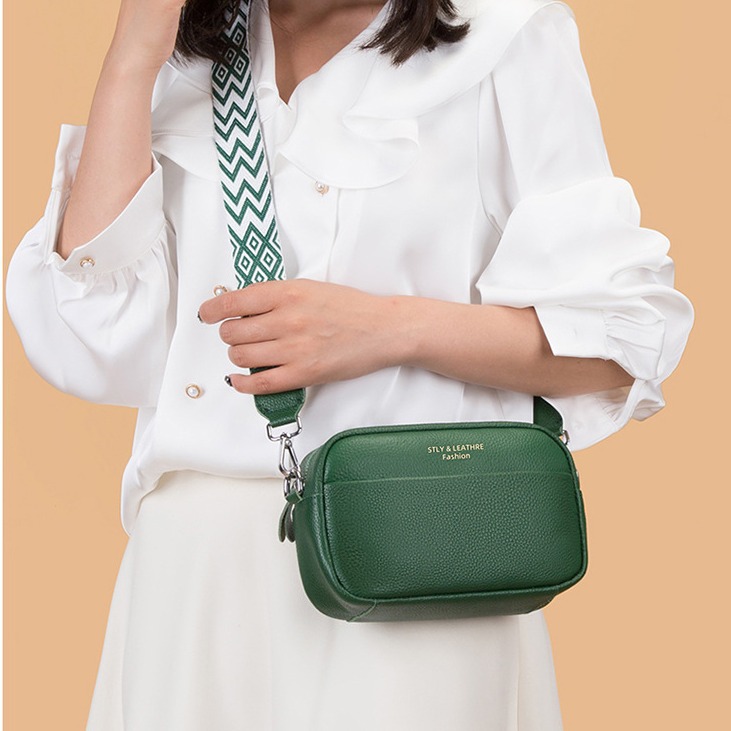 跨境真皮女包单肩包斜跨2024新款时尚通勤简约小方包批发bags