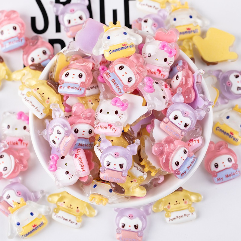 Resin accessory cartoon Sanrio character brand ice transparent handmade diy cream plastic phone case patch storage box decoration Application Scenario