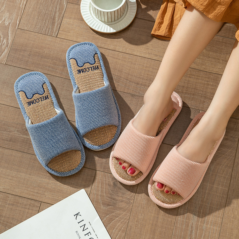 Linen slippers for women, summer indoor home, anti-slip home floor, all-season couple, cotton and linen cloth slippers for men Application Scenario