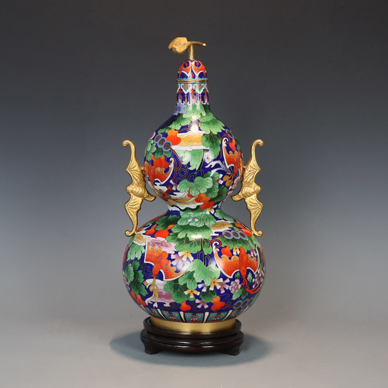 A collection of high-quality Beijing Cloisonne vintage cultural and recreational items, featuring a traditional copper body with cloisonne enamel and polished 15-inch Fortune and longevity gourd jars pic 3