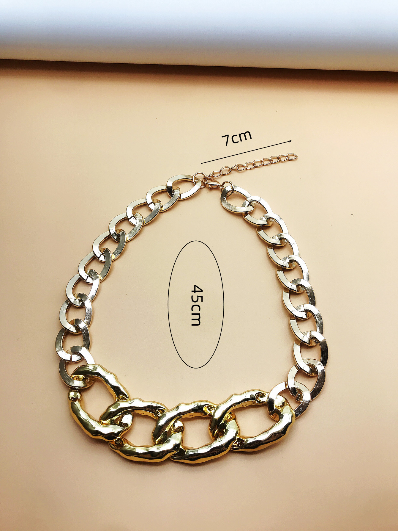 European and American cross-border jewelry fashion street style aluminum chain acrylic design necklace, simple, trendy and personalized necklace Specification image