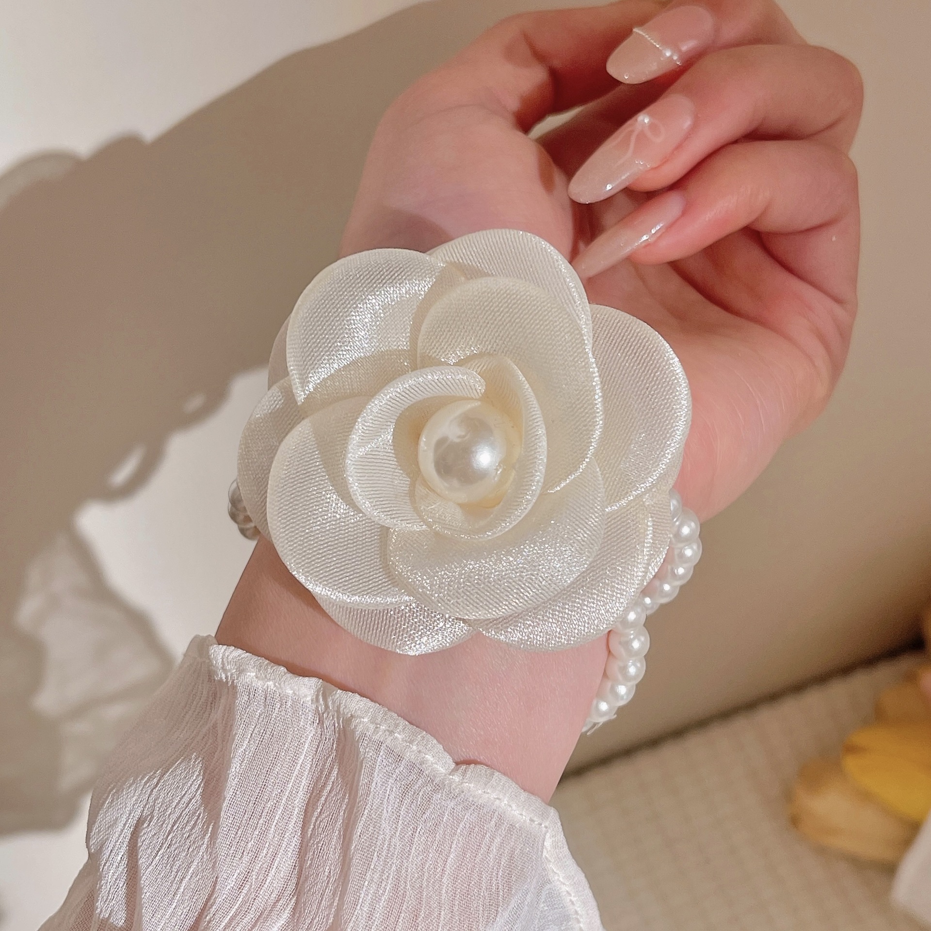 DIY fabric handmade shoes, flower accessories, beaded mesh, camellia flower petals, clothing accessories, diy ornaments and accessories pic 12