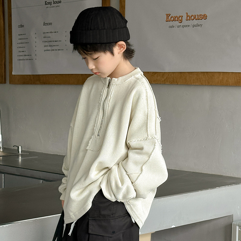 Boys' hoodie Spring and Autumn Style 2025 New children's spring round-neck base layer, Big kids spring outfit, trendy top for the street details Picture