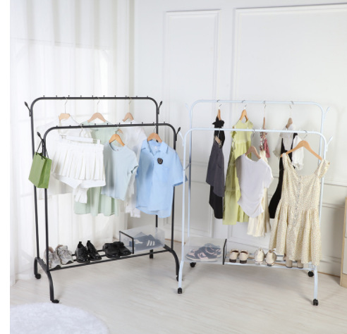 黑白色可移动产品图