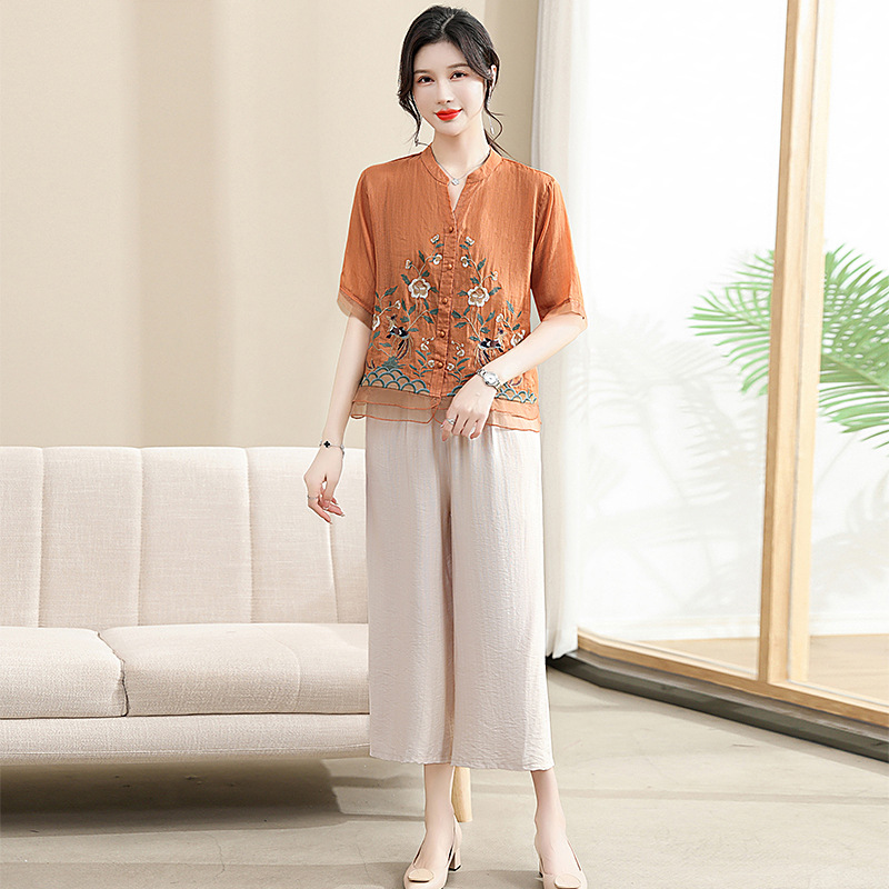 2024 New summer Dress for middle-aged and elderly women, cotton and linen embroidered two-piece set, New Chinese style summer mom's wear