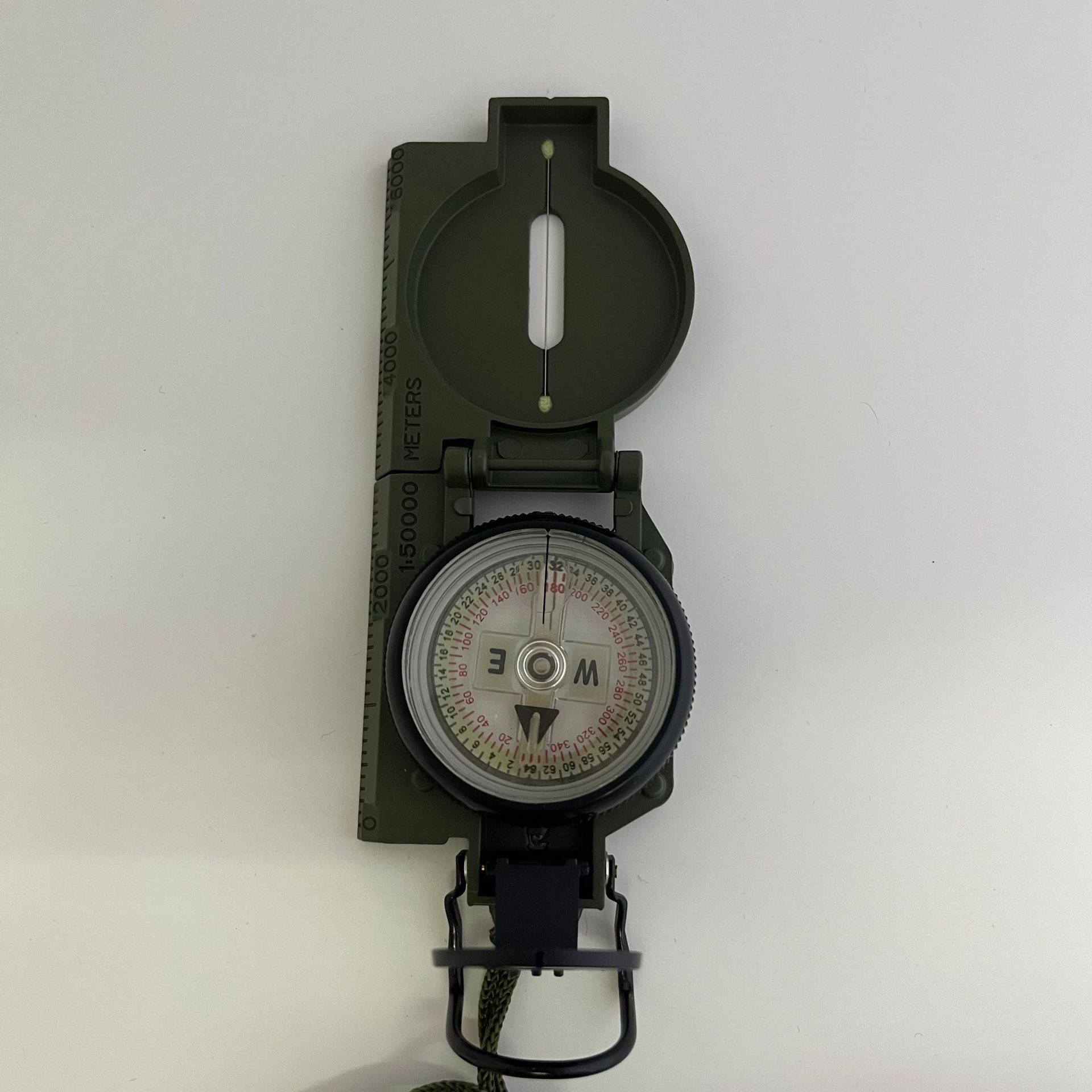 Military green metal compass, metal frame, high-precision camping and outdoor multi-functional compass wholesale