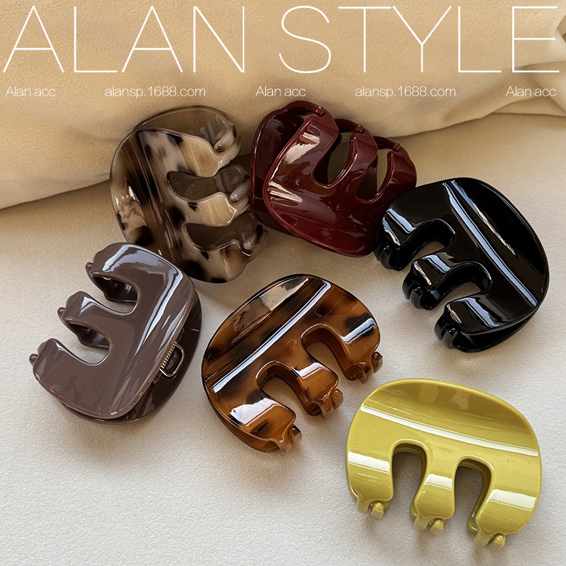 French hair clips, shark clips, fashionable and versatile hair clips, elegant and stylish hair clips, women's back head plate hair clips, large semi-tied hair Application Scenario