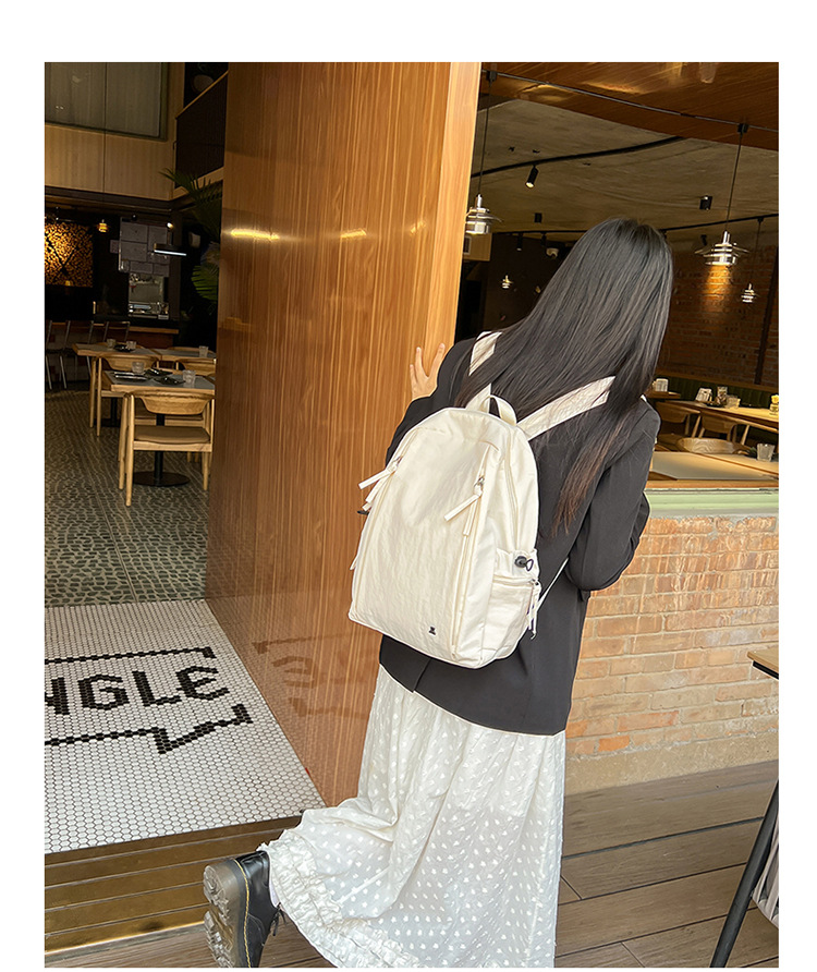 Female lightweight backpack for junior and senior high school students, Japanese-style casual schoolbag. Female college students, simple solid-color backpack. Female school style pic 10