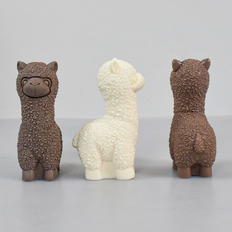 New cute little animal simulation alpaca silicone mold DIY aromatherapy candle plaster display mold details Picture