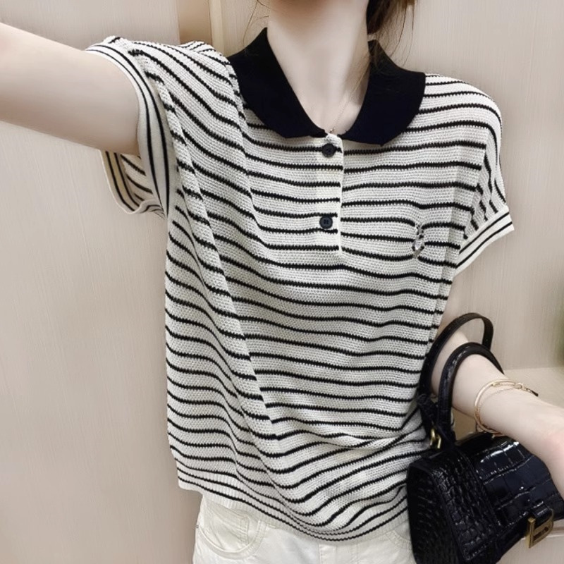 This year, ice silk short-sleeved summer striped T-shirts are in vogue. Women's little rabbit embroidered color-blocking button polo collar knitted sweaters are thin