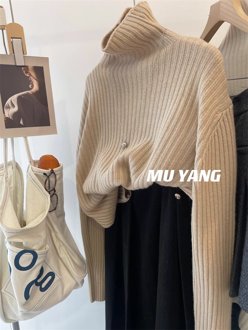 The high-neck sweater in the center! Thickened pit wool is slimming and loose. It can be worn as a base layer for women in winter pic 6