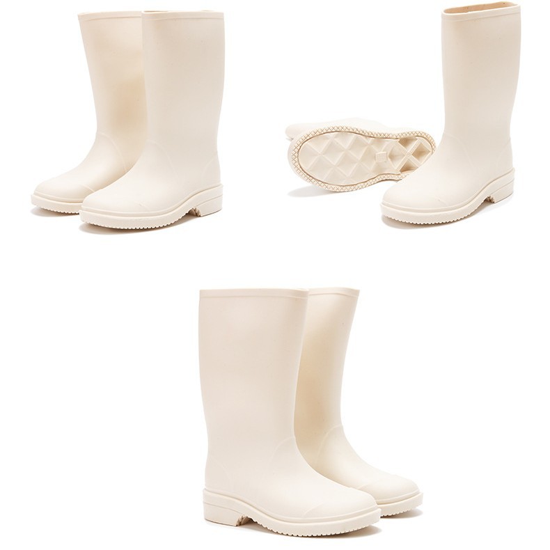 女式雨鞋实物图