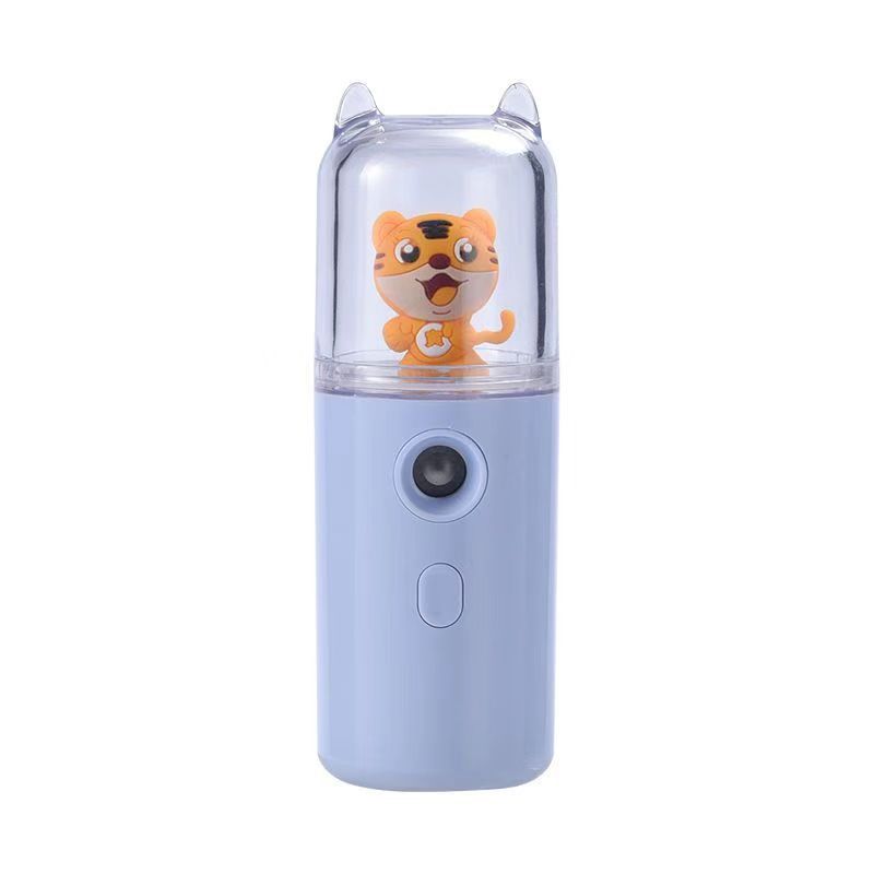 The new cold spray hydrating device, handheld portable hydrating device, beauty spray machine, rechargeable nano spray can spray alcohol Application Scenario