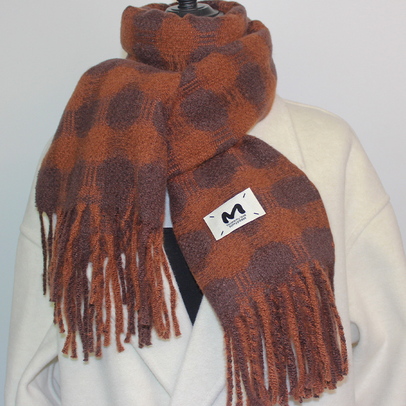 秋冬保暖新品显白圆点流苏仿羊绒围巾女加大加长款洋气围脖情侣男详情16