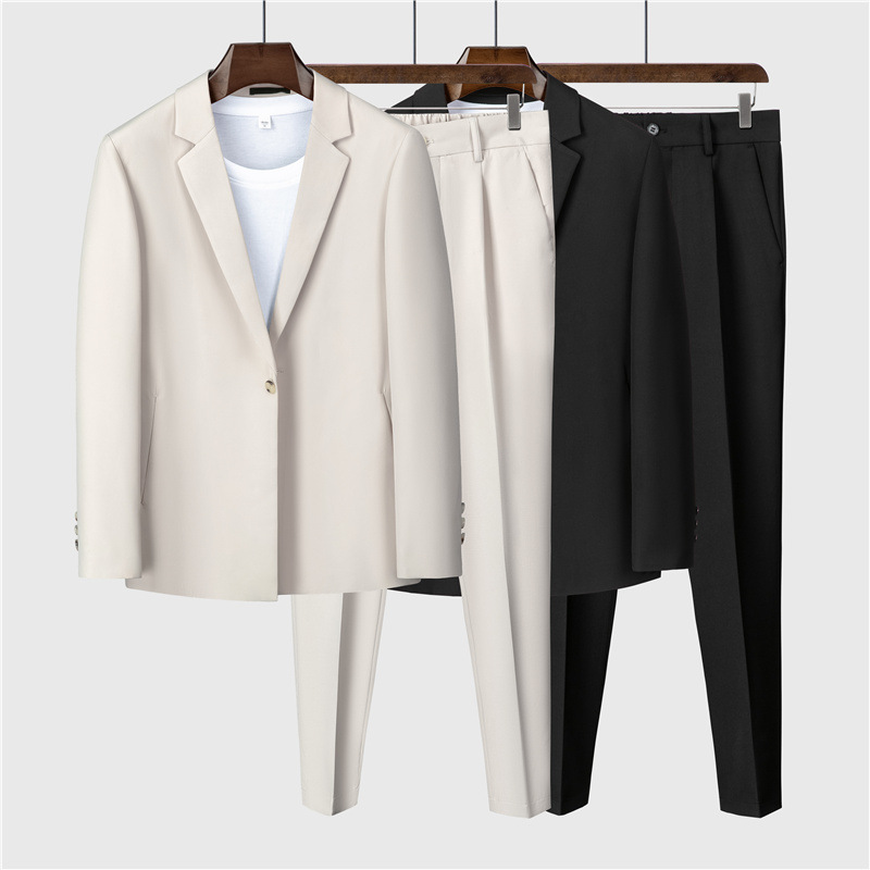 A trendy Korean-style fitted student suit jacket with a light mature spring style paired with a men's suit is cool and stylish