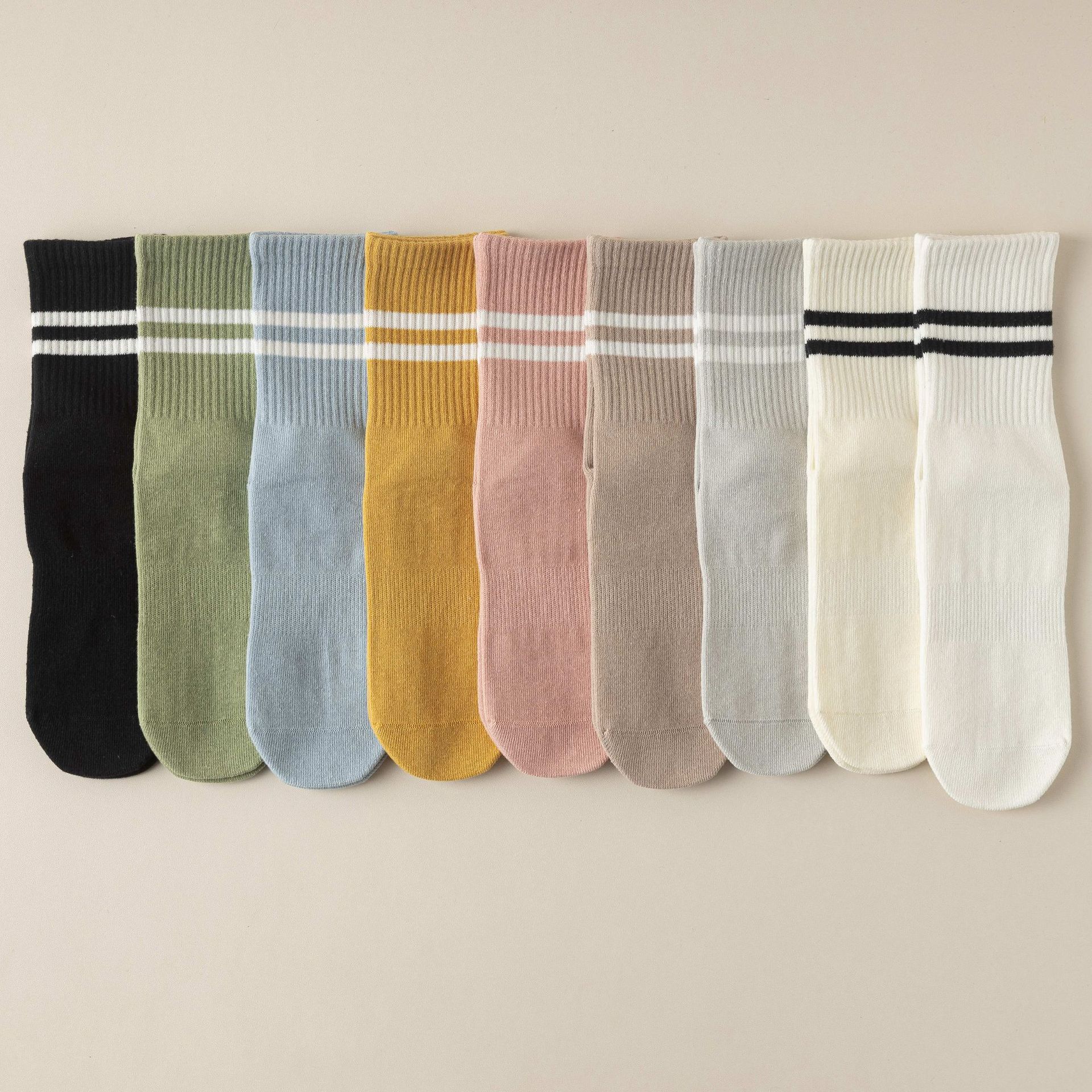 Spring and Autumn new yoga socks, ins style trendy striped color-blocking socks, sweat-absorbing, warm, simple mid-calf cotton socks for women Item Picture