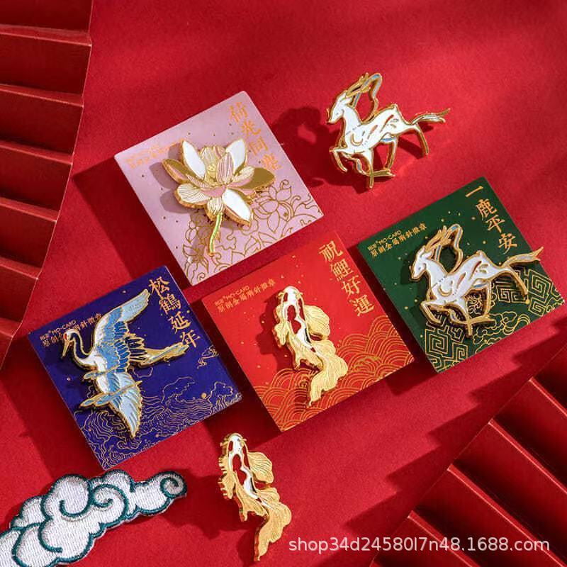 Chinese wind Fairy Crane Deer brooch Retro lotus Koi metal badge men's and women's personality creative pin accessories trend full figure