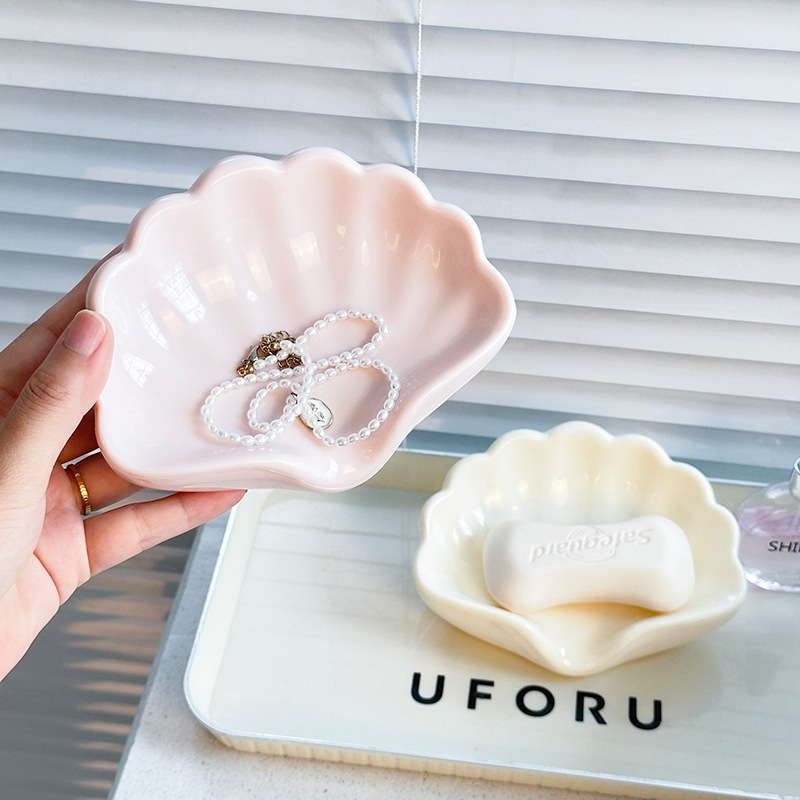 Light luxury shell soap, soap box, draining soap, bathroom plastic soap box, perforated high-end household storage box Specification image