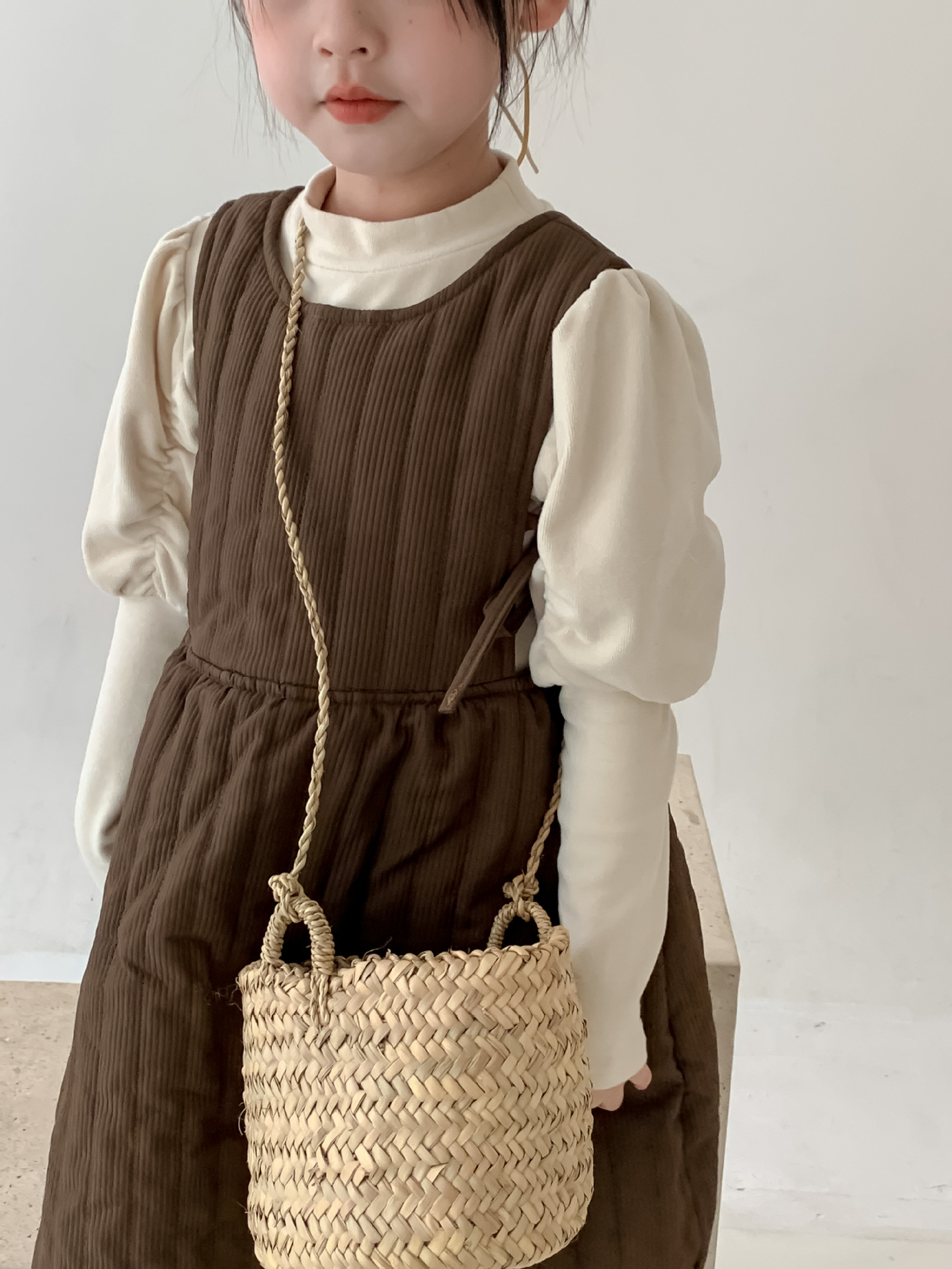 Girls' quilted vest dress 2023 Deep autumn/Winter new Korean-style children's fashionable doll dress, girls' baby sleeveless dress Application Scenario