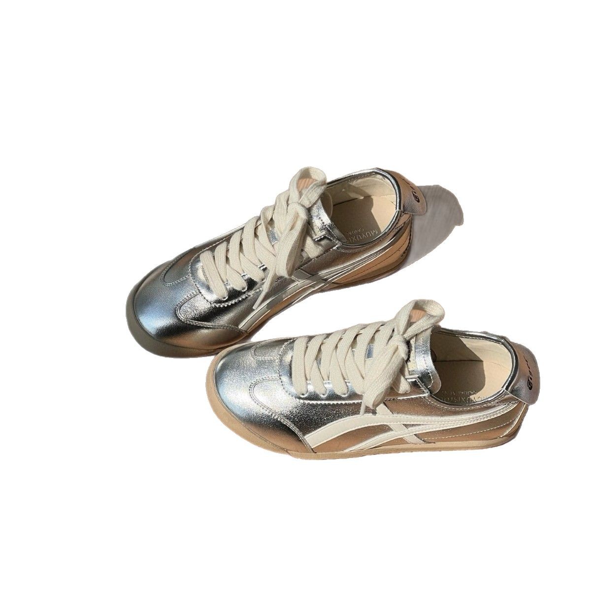 Leather retro red De Xun shoes for women, 2025 new style American flat sports Forrest Gump casual shoes, cowhide white sneakers Item Picture