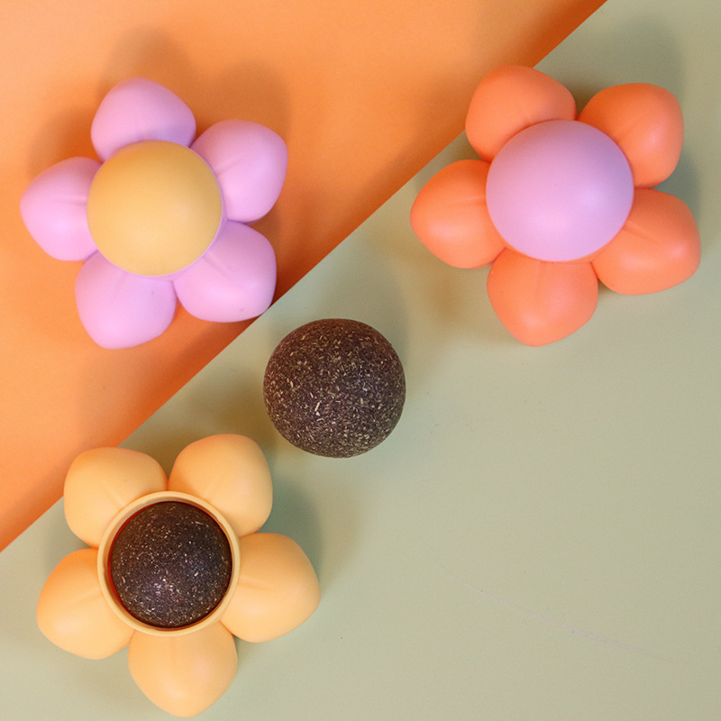 Pet supplies catnip balls, flower rotating mint cat toys, teeth grinding and cleaning, licking fun pet mint balls details Picture