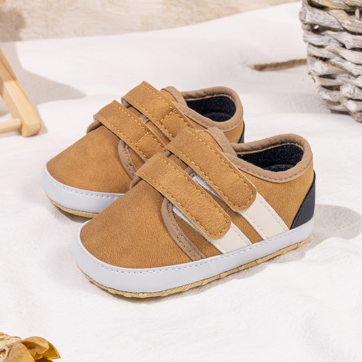 2025年春秋双魔术贴婴儿学步鞋宝宝鞋韩版婴儿PU运动鞋baby shoes