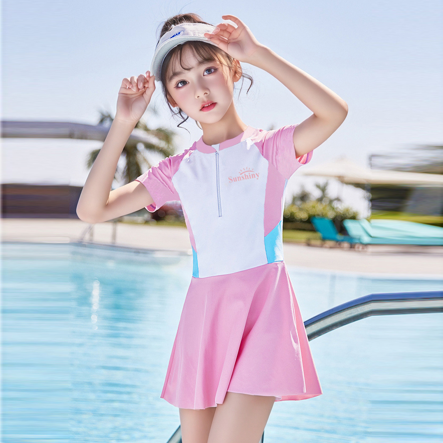 Children's swimsuits for girls, small, medium and large, summer 2025 new style girls' princess dress one-piece professional swimming suit Application Scenario