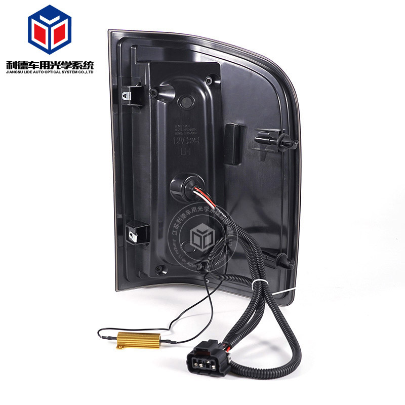 索罗德汽车尾灯2007-2013索罗德LED白底实物图