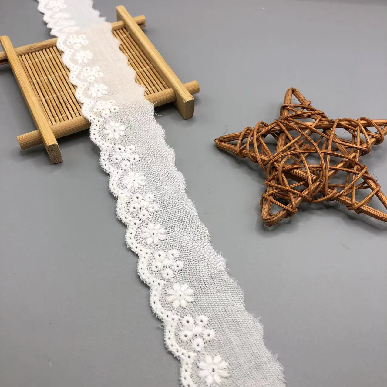 Pure cotton lace trim, lace tape, water-soluble all-cotton clothing trim, Lacefabric, cotton embroidered lace details Picture