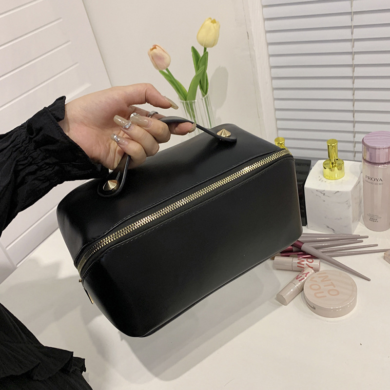 化妆包女大容细节图