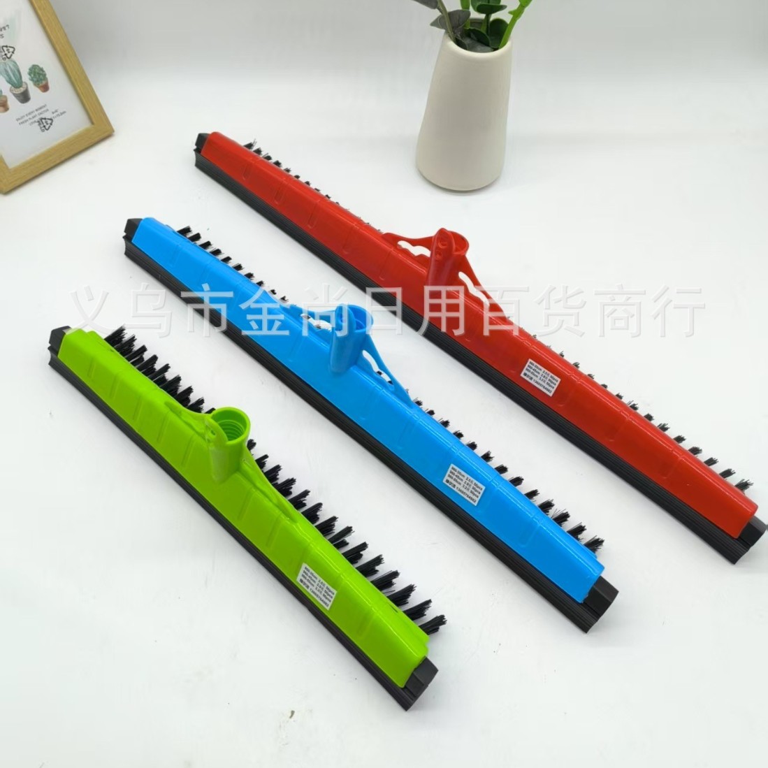 Plastic water pusher, glass scraper, foam scraper strip, floor scraper head, glass scraper, household rubber floor scraper, bathroom water scraper Specification image