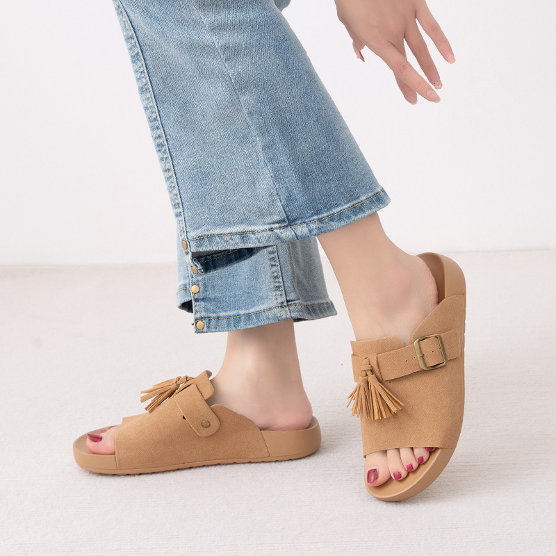 跨境新款流苏平底凉鞋女复古外穿沙滩鞋舒适透气百搭不累脚批发