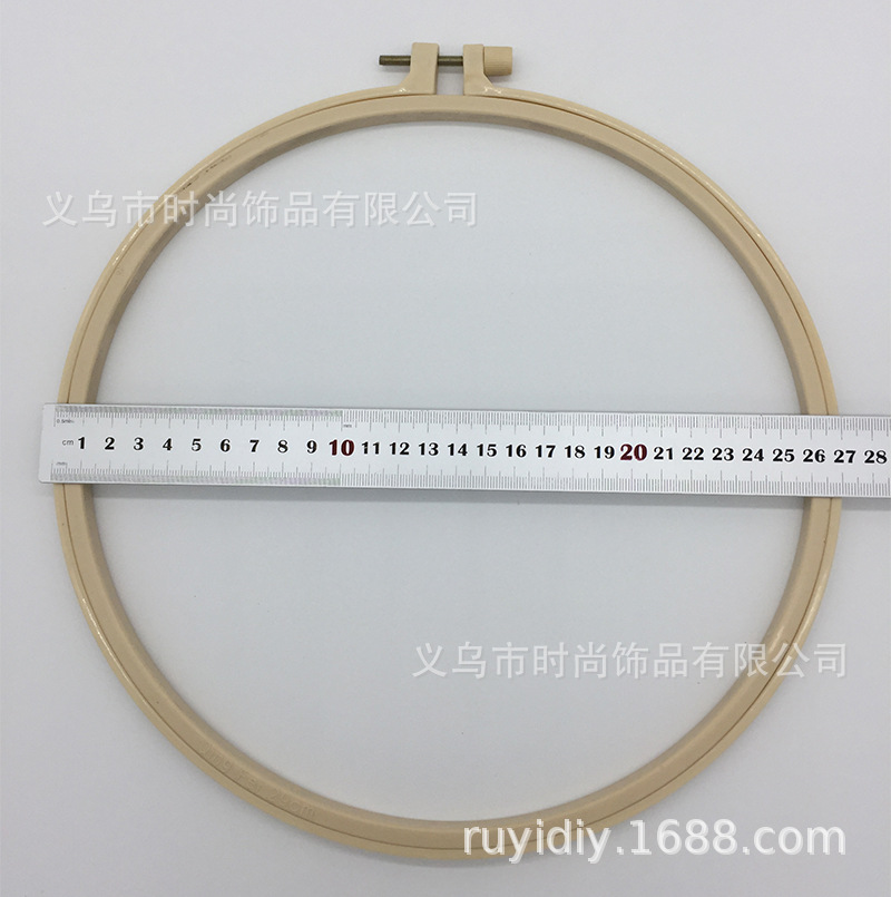 Cross-stitch clips, slot embroidery rings, large, medium and small sets, plastic imitation bamboo embroidery clips, embroidery auxiliary tools in various sizes Specification image