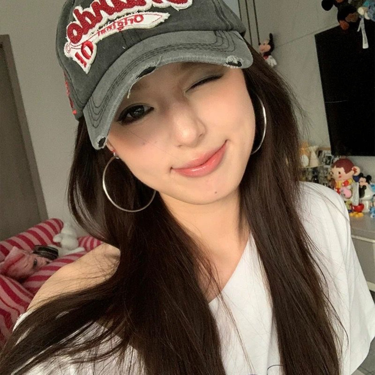 Ning Yizhuo's same style silver 5cm large ear ring earrings without ear piercings, large circle round face earrings details Picture