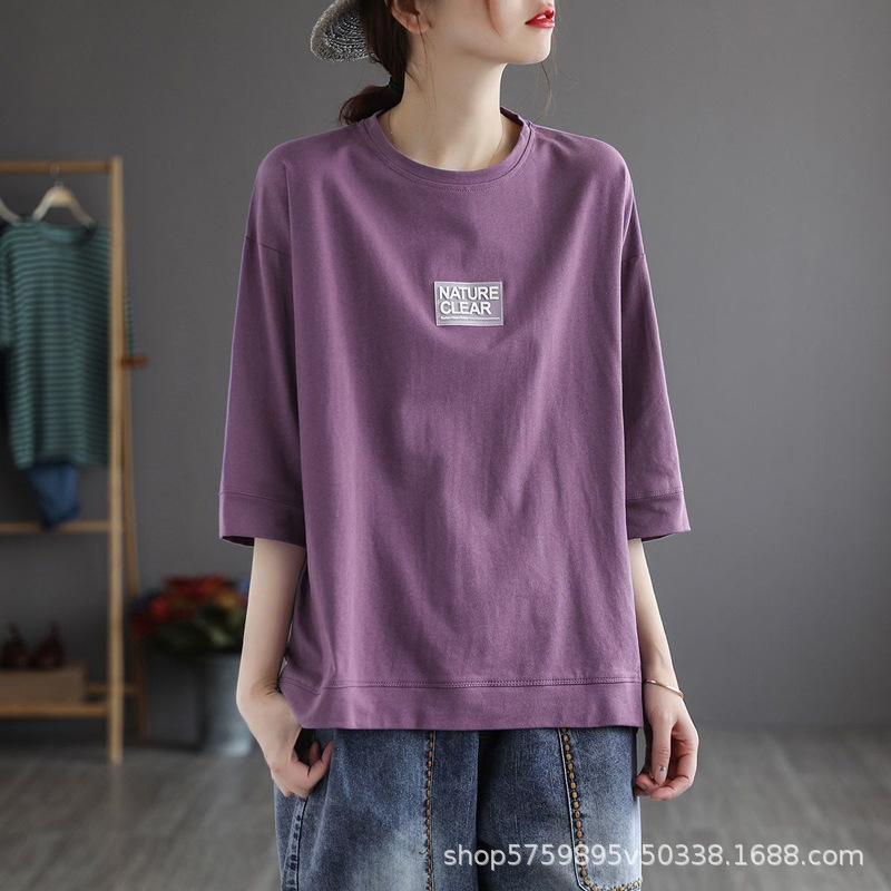 2022年春夏季大码女装紫色短袖T恤时尚贴标休闲复古上衣宽松显瘦