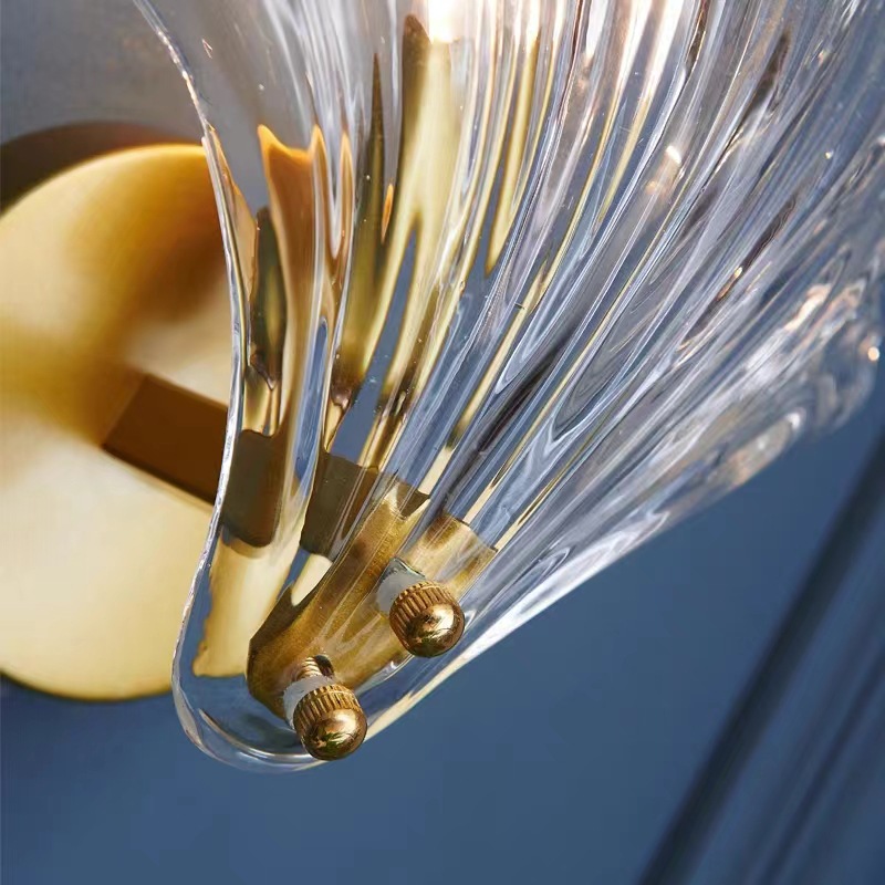 Light luxury and simple shell glass wall lamp, creative and personalized decoration, bedroom bedside lamp, living room background wall lamp details Picture