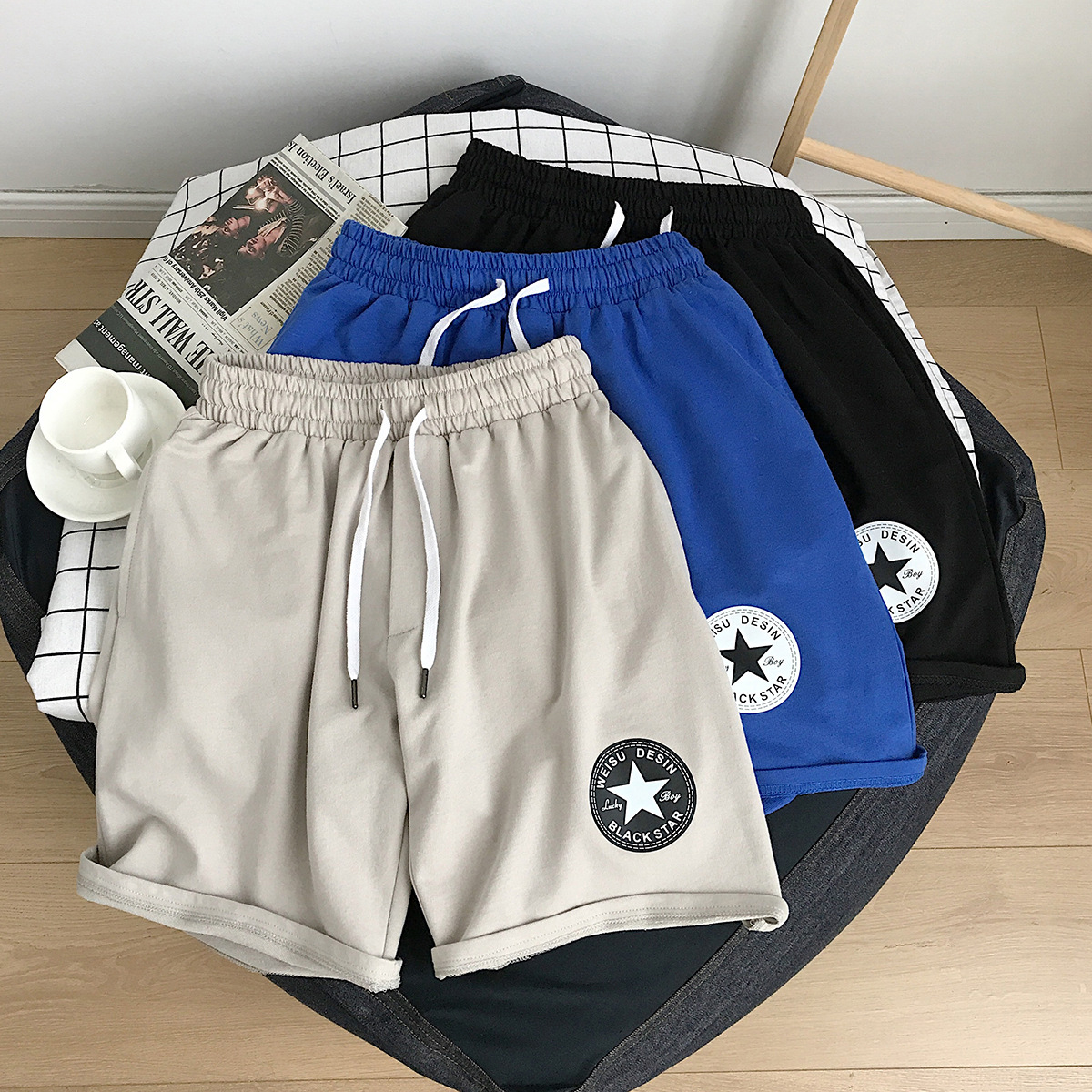 السراويل القصيرة: بنطلون مزدوج فضفاض Item Picture
