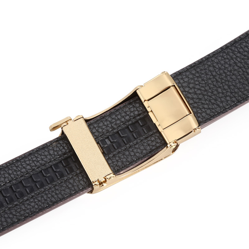 Wholesale of new men's alloy veneered automatic checkered belt, business and fashionable B-button belt for young people Application Scenario