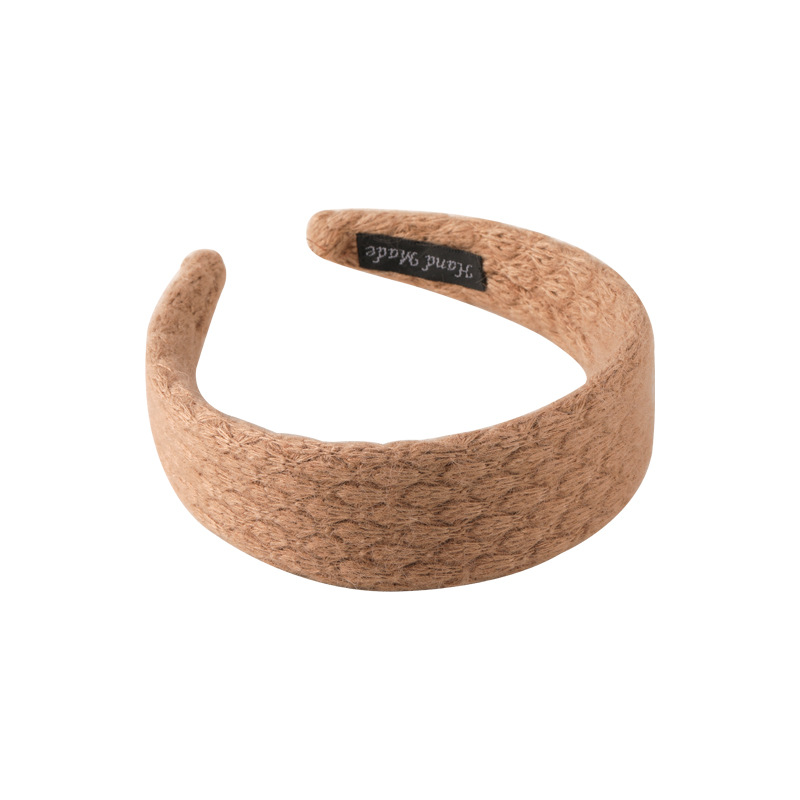 Retro woolen hairband, woolen knitted headband, wide-edge hairpin, trendy and stylish compression hair accessory, headwear, versatile for women when going out Item Picture