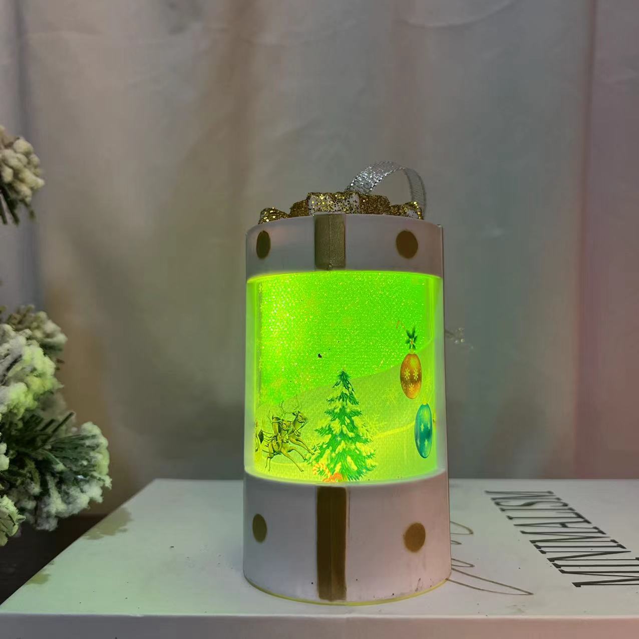 New Christmas Gift Led Light Dusting Gold Powder Gift Box Package Creative Gift Decoration Small Wind Light Small Night Light Application Scenario