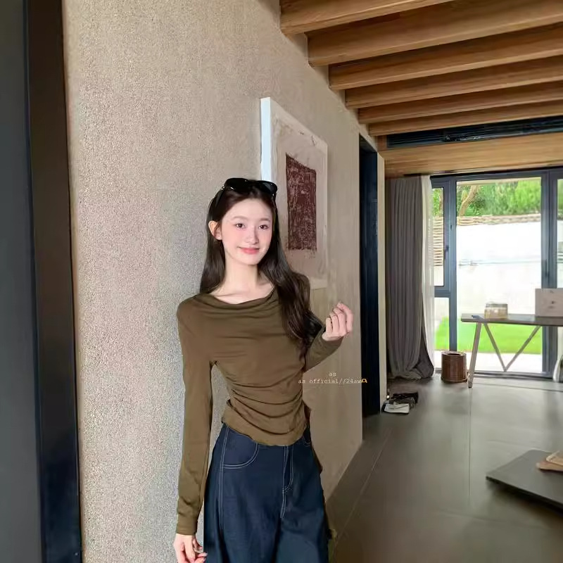 女式T恤实物图