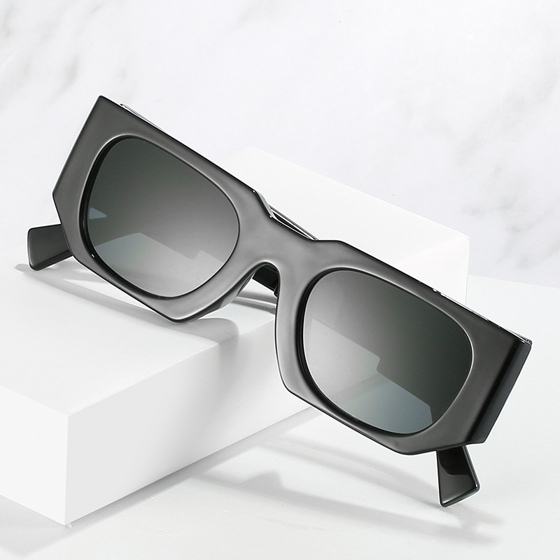 2022 Spring New style European and American Instagram street retro couple's personalized trendy sunglasses hip-hop square sunglasses Specification image